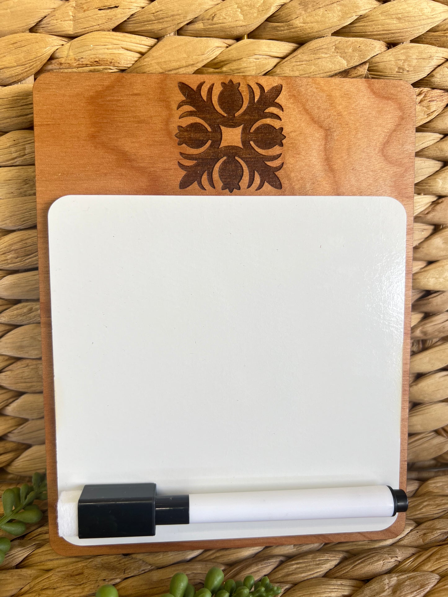 Magnetic Shopping List – Reusable Fridge Organizer with Dry Erase Pen